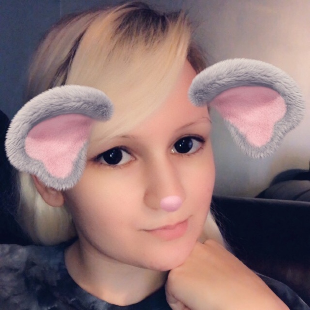 Meet your Posher, Hannah